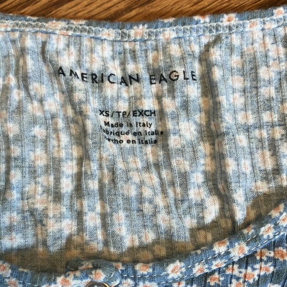 American eagle tops - Picture 4 of 5